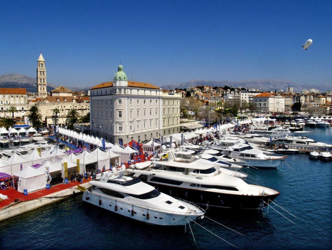 Enjoy Split, New In The Center With A Private Garden Appartement
